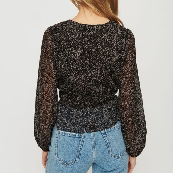 DYNAMITE | Printed Long Sleeve Blouse - Picture 5 of 15